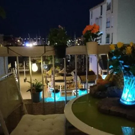 Magnifique Piscine Et Terrasses * 그륏상