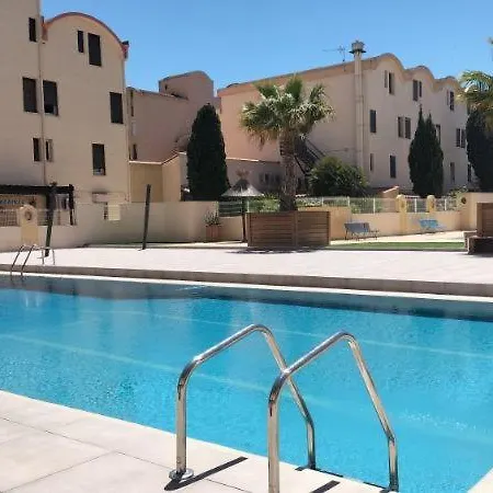 Magnifique Piscine Et Terrasses Appartement